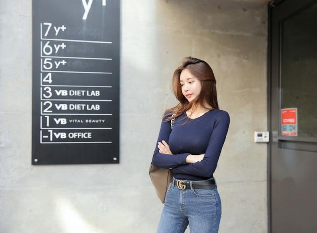 牛仔裤，大长腿，韩国美女的标配