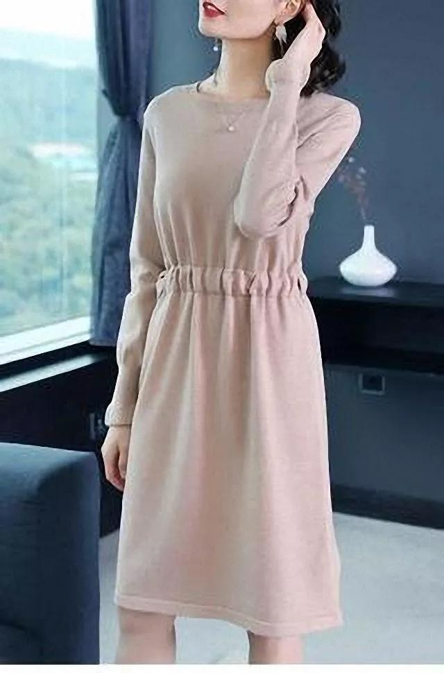 40多岁的女人怎么穿更好看?风格从简品质为重,才会优雅高级感