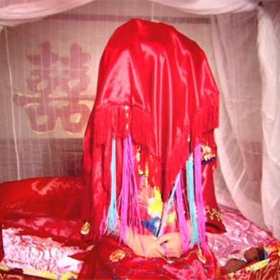 结婚进洞房有什么讲究,儿子结婚母亲能铺床吗