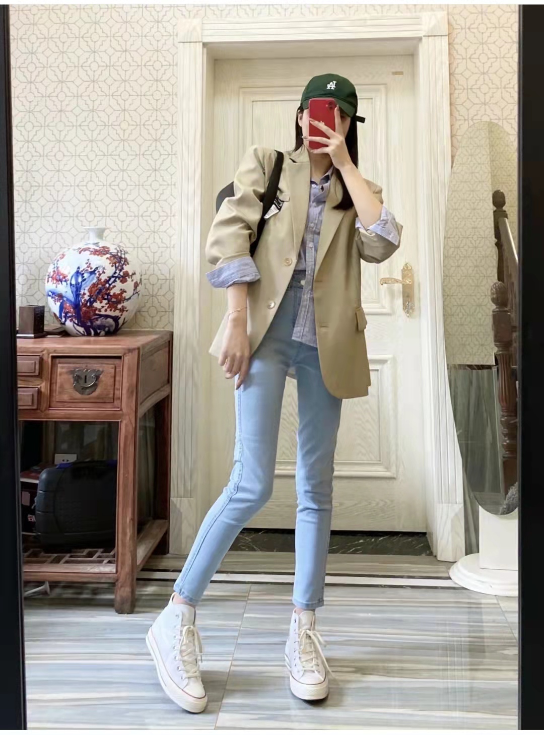 卡其色最忌讳的搭配,上身卡其色下身配什么