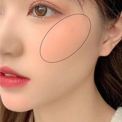 脸瘦怎么画腮红显饱满,怎么画腮红显得脸部饱满