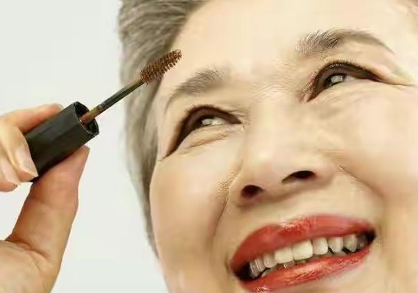 老年人眉毛的画法，70岁以上老人眉毛怎么化妆