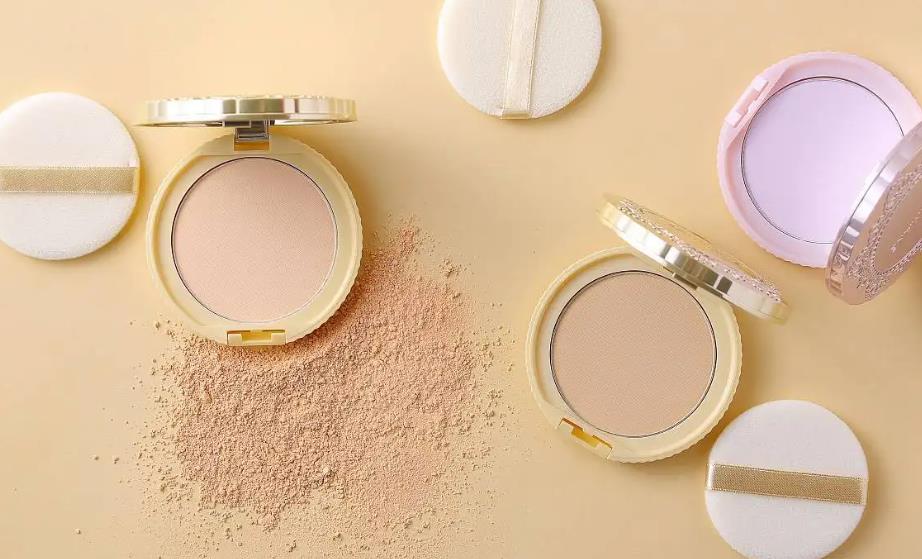 粉饼和散粉什么区别,粉饼和散粉该用哪个