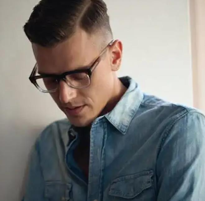 女人喜欢男人留什么样的发型,男人最不喜欢的女性发型