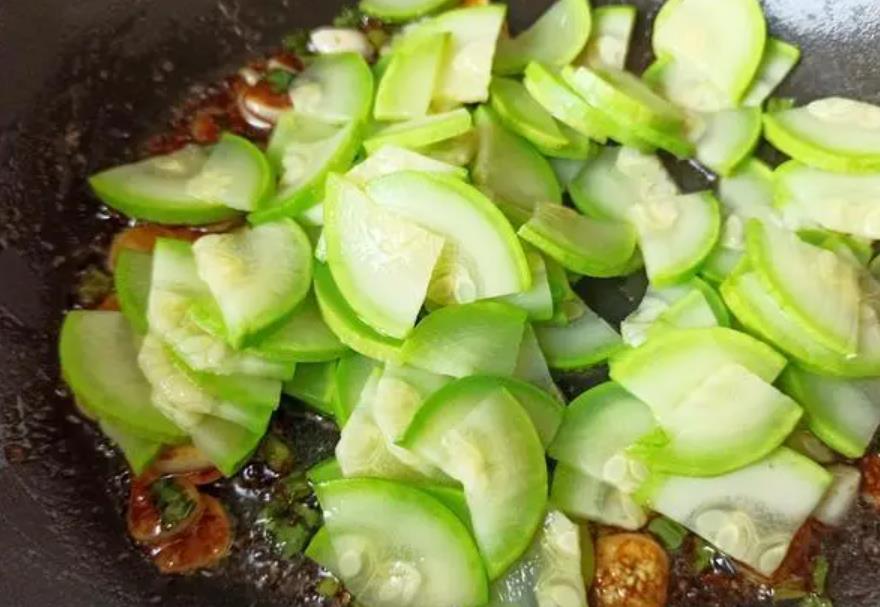 六种青菜不能焯水,哪些青菜需要提前焯水