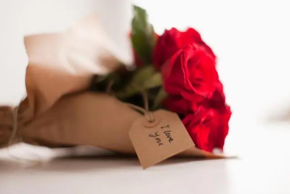 女人一旦得了相思病会说这三句话,女人一旦得了相思病三句口头禅