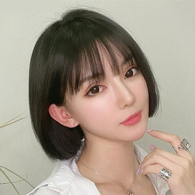 怎样梳头发显脸小,怎样梳头发有蓬松感