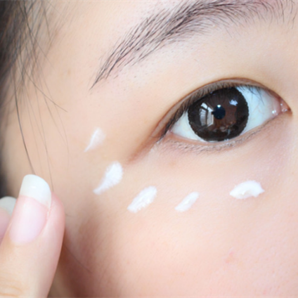 珀莱雅适合什么年龄,玉兰油适合多大年龄