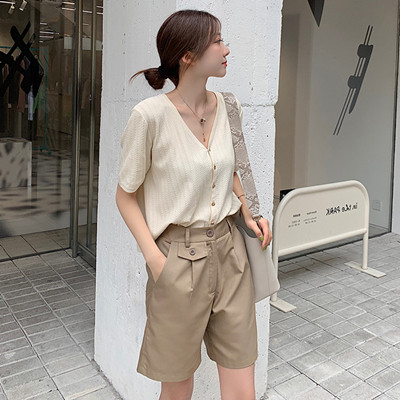 什么人可以穿溜肩上衣,溜肩衣服适合什么人