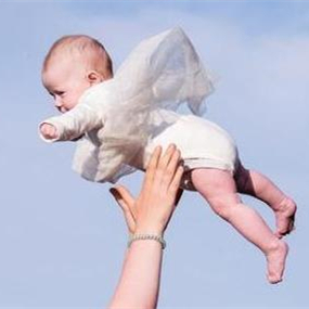 婴儿聪明10个征兆，婴儿聪明有几大表现