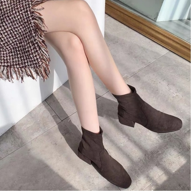 矮个子适合穿哪种靴子，矮个子适合马丁靴吗