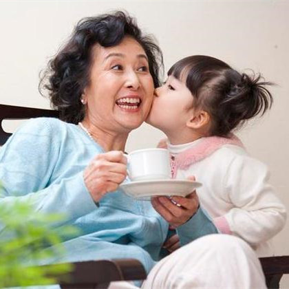 为什么说孩子尽量自己带不要让老人带