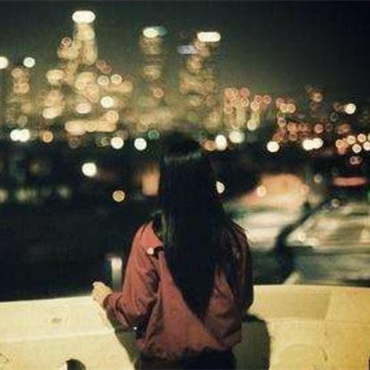 放下一个女人最好方式,女生真正放下一个人有三种表现