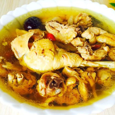 鹌鹑汤怎么炖最营养，鹌鹑汤怎么炖最补气血补脾健肾