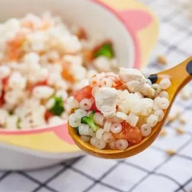 停止喂饭的最好方法，三招让孩子自己停止喂饭