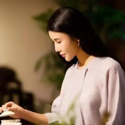 贵气的女人的特征有哪些，贵气女人的4个特征