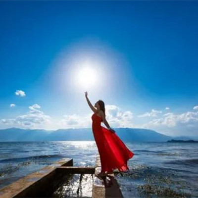 女人膨胀了会有哪些表现,自我膨胀的女人有哪些表现