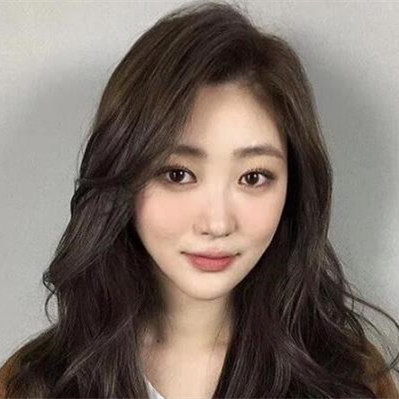 怎么判断自己适合中分还是偏分，偏分发型的女人会不会显得刻薄