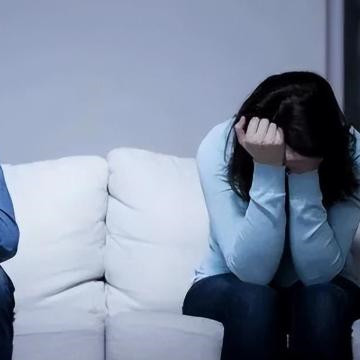 婚姻里的情感危机怎么避免,为什么婚姻会出现情感危机