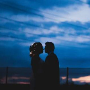 拒绝你的男生突然联系你说明什么,男生拒绝你之后又联系你的意思