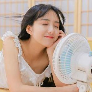 为啥有些女生非常吸引异性，有些女性为什么天生吸引人