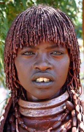 原始人女性长相，原始女性部落生活