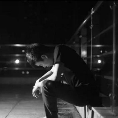 最心酸一段话，40岁男人心酸诗句