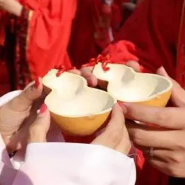 新婚之夜男女双方心理,新婚之夜有什么习俗