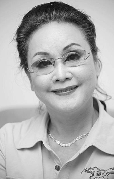 李谷一卸妆后真实照片