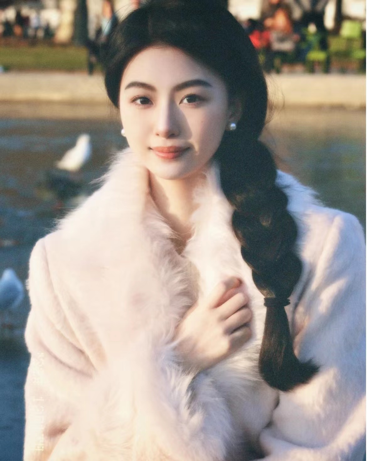 女人有福气的下巴图片