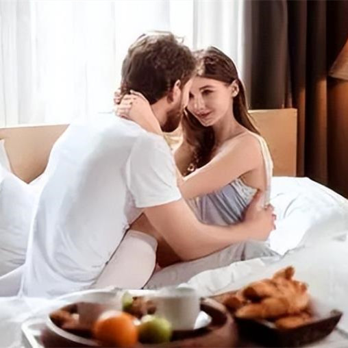 女人主动抱抱说明什么