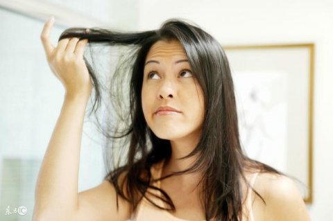 容易招蜂引蝶的女人,为什么一个女人老是招蜂引蝶