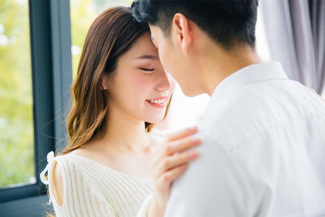 花心的男人,一般都有什么特征?