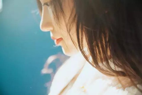 滥情中年女人是什么样，滥情女性喜欢做三件事