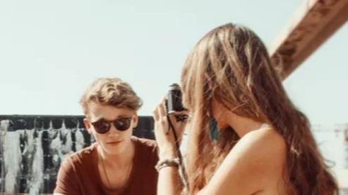 为什么兄弟姐妹之间,越长大,关系就越疏远?五位过来人说了实话