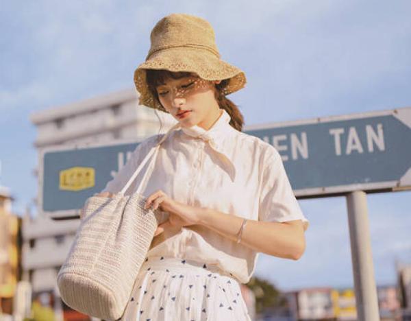 “生完孩子,婆婆让我和老公分居”,家里有个强势的婆婆会怎样?