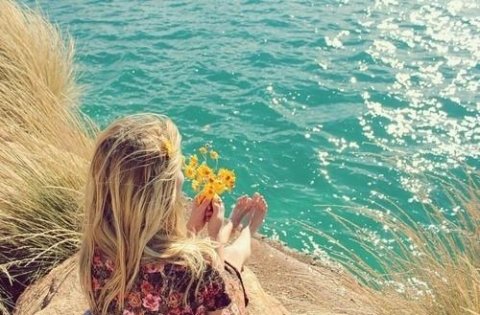 回忆流连忘返,终会变成那消逝般的记忆