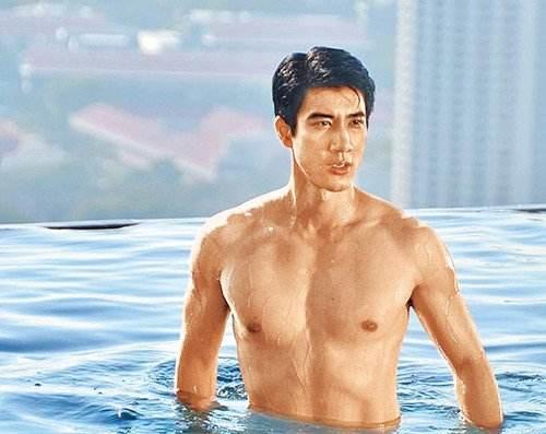 女人更喜欢肌肉男还是小白脸？