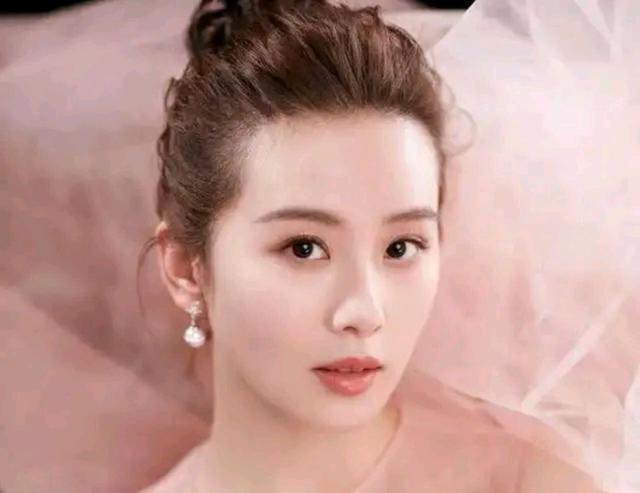 老得慢的女人,年龄上看不出,身上却有这几个共性,值得好好学习