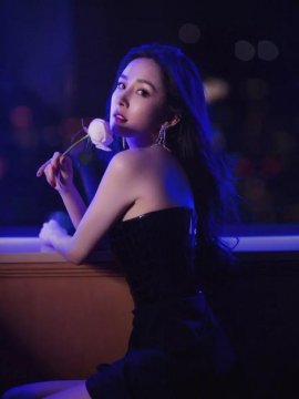 男生喜欢腰细的女生吗，谈女人腰细为什么吸引人