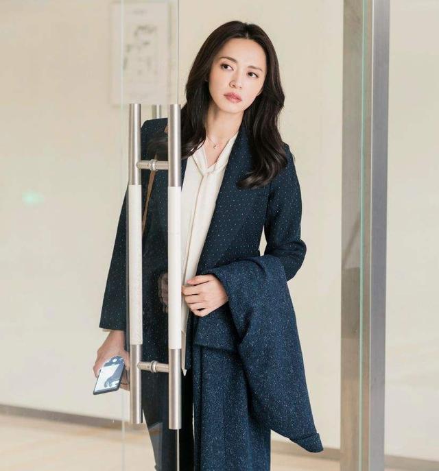 四十，五十女人穿衣打扮|