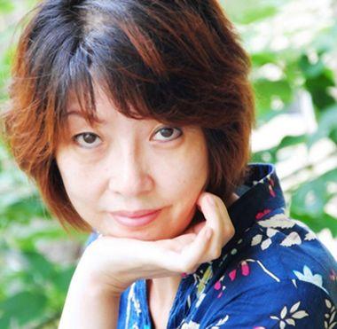 10款适合45岁女人的短烫发,时尚发型减龄效果也杠杠的!