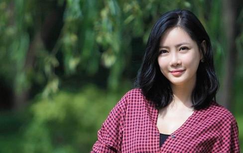 “女人40,不谈3情”