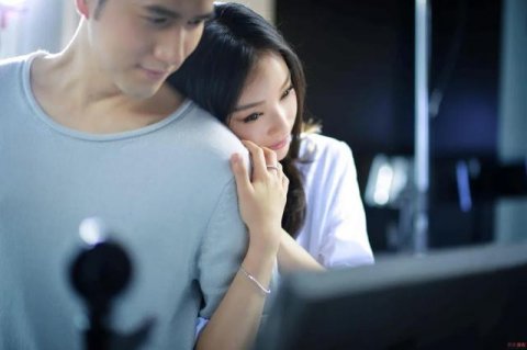 90%的男人都忘不了前任,感觉男友忘不了前女友