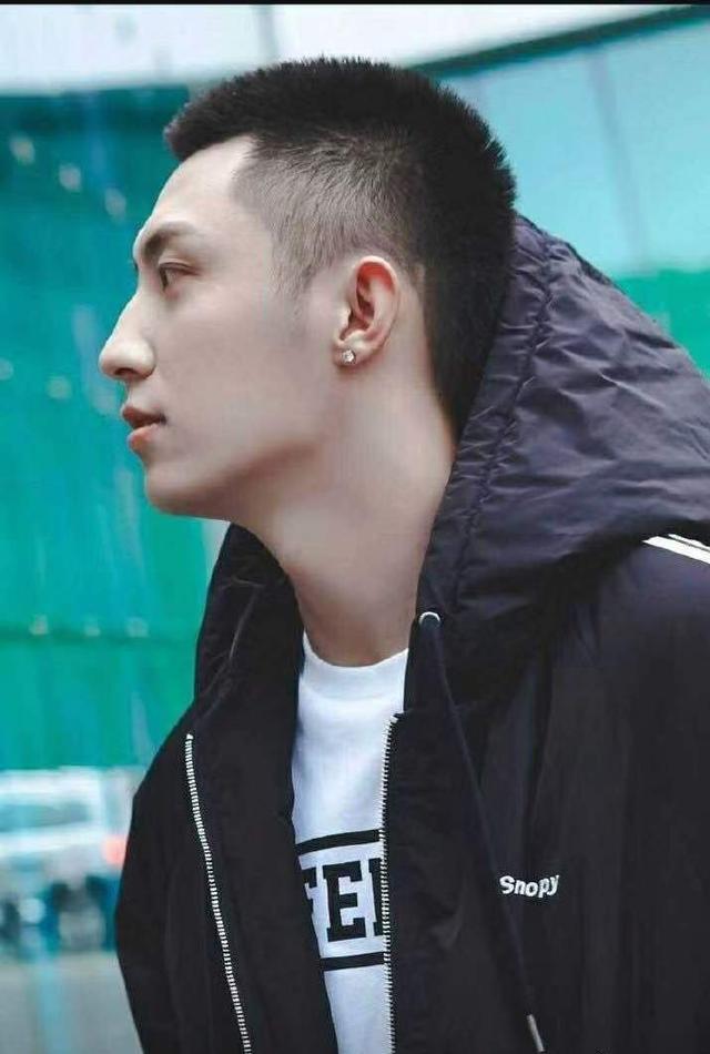 都说男生剪寸头土气？那是你不了解寸头，来看“一厘米的帅气”