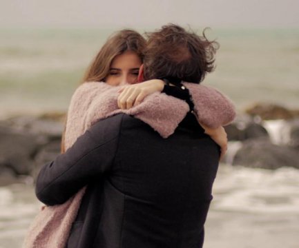 什么男生喜欢外冷内热的女生，外冷内热的女人男人喜欢吗