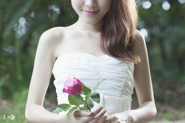 怎么满足女人的虚荣心,爱慕虚荣是女人的特性