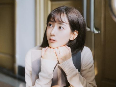 女人想把自己“交给”你,就会有这些情不自禁的“意动”行为!