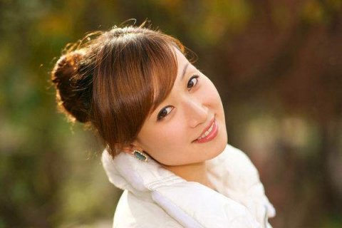 怎样判断50岁的中年女人对你有好感