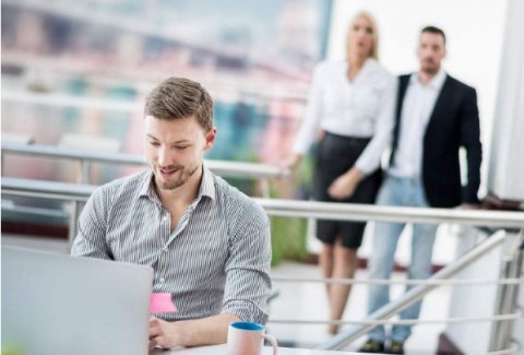 30岁男人生活照片真实照片,30岁单身男人有哪些通病